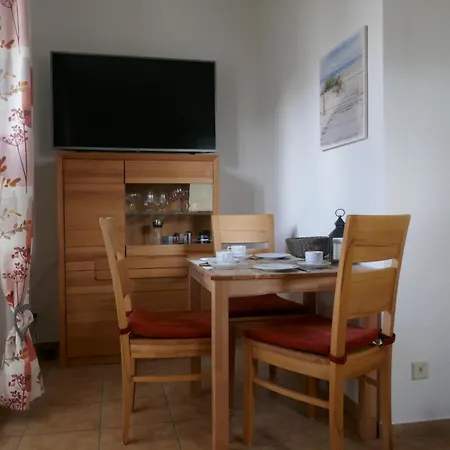 Parkresidenz Apartamento Dierhagen